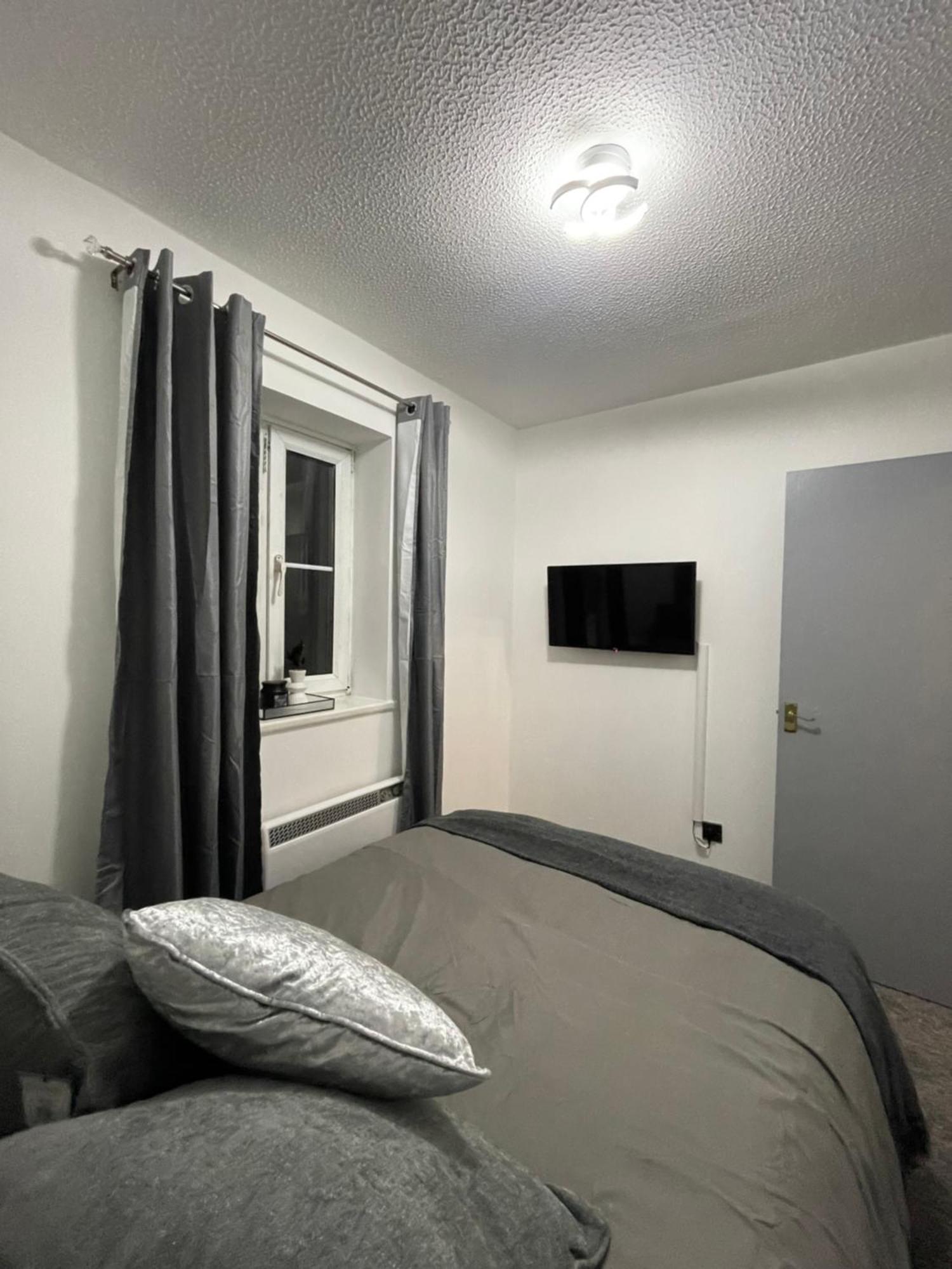 Cardiff Bay Apartment With Parking Екстериор снимка
